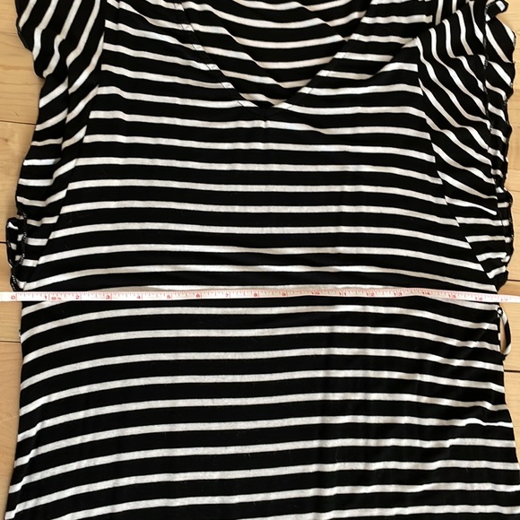 Cute and comfy Pinkblush S\M dress - Picture 6 of 6